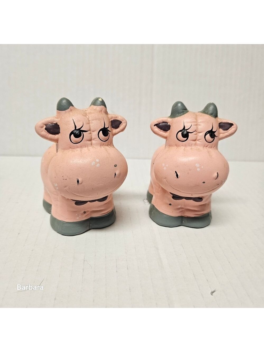 Vintage Pink Ceramic Pig Salt & Pepper Shaker Set